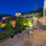 Siri Villa