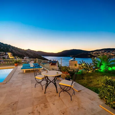 Sırı Villa *